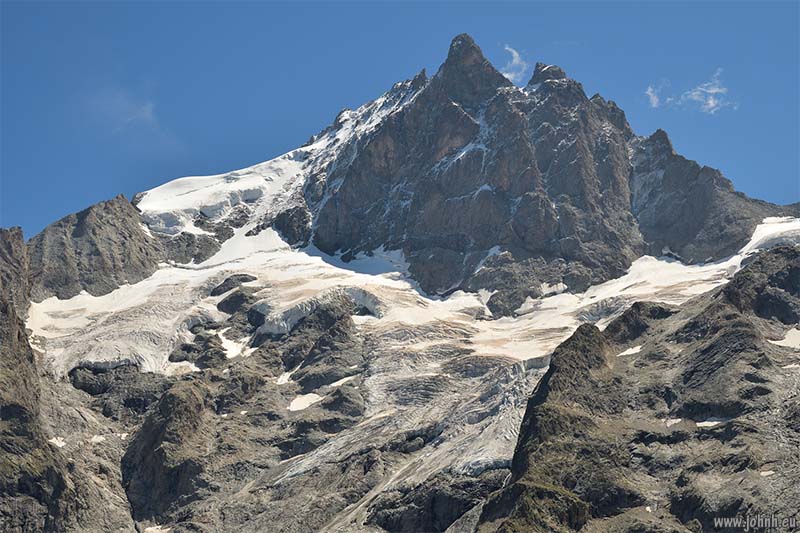 Hike from the téléphérique at La Grave, Alpes-de-Haut-Provence