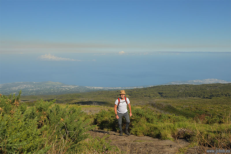 Hike from Le Maïdo, Mafate crater, Île de la Réunion 