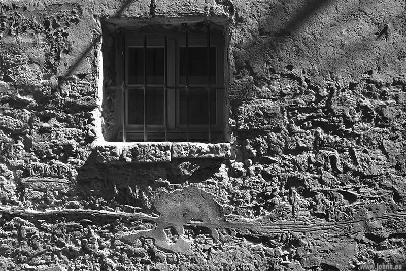 Arles