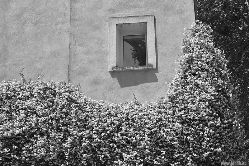 Arles