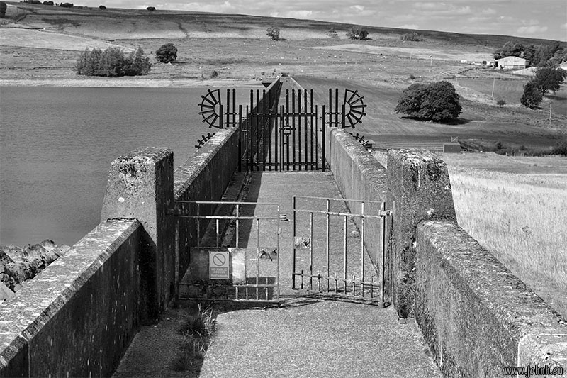 Wet Sleddale Reservoir dam
